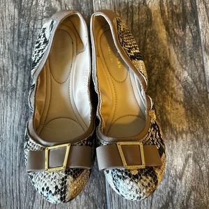 Cole Haan Shoes 7 Tali Bow Tan Black Snakeskin Round Toe Ballet Flats Leather